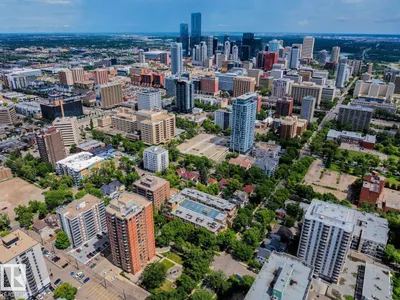 11229 99 AV NW photo 30