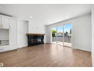 39 ELSINORE PL NW photo 9