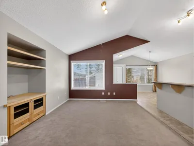 7912 10 AV SW photo 7