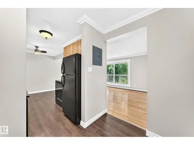 #305 10225 117 ST NW photo 5