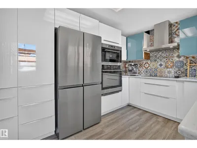 6712 36A AV NW photo 16
