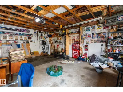 11415 142 AV NW photo 43