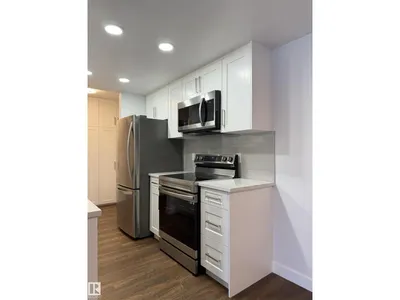 #103 10511 19 AV NW photo 7