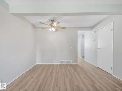 #55 13833 30 ST NW photo 8