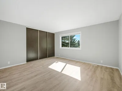 #55 13833 30 ST NW photo 21