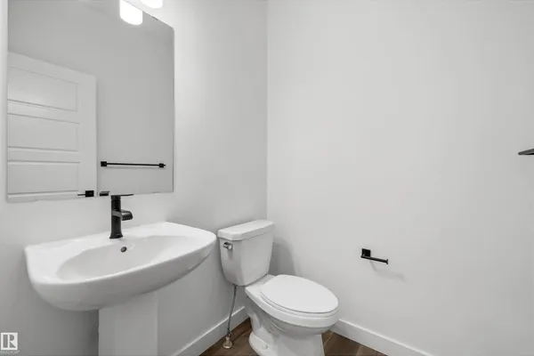 1850 187 ST NW photo 3