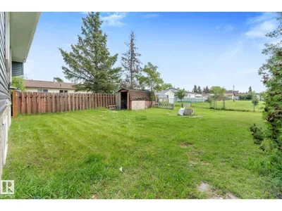 4009 37 AV NW photo 35