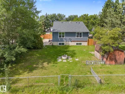 4009 37 AV NW photo 39
