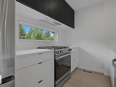 8903 94 ave NW NW photo 25