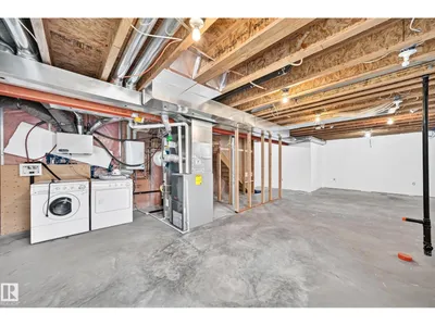 211 59 ST SW photo 46