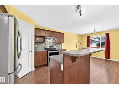 211 59 ST SW photo 7