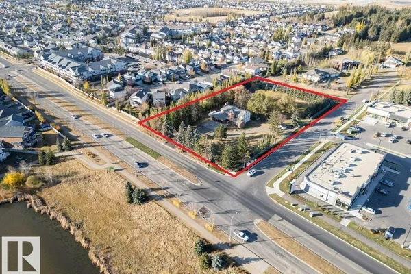 7550 ELLERSLIE RD SW photo 3