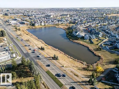 7550 ELLERSLIE RD SW photo 48