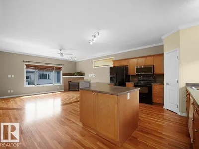 #30 17715 96 AV NW photo 14