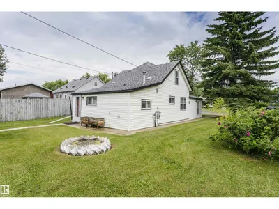 10105 98 AV photo 31