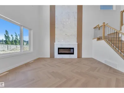 379 Linden LO photo 21