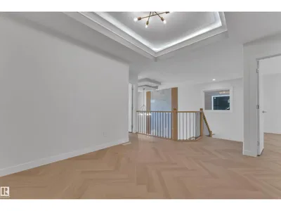 379 Linden LO photo 24