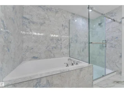 379 Linden LO photo 34