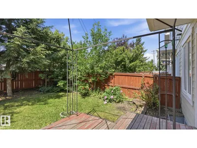 #24 6410 134 AV NW photo 33