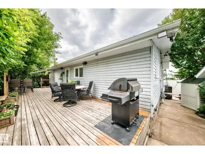 7916 130 AV NW photo 38