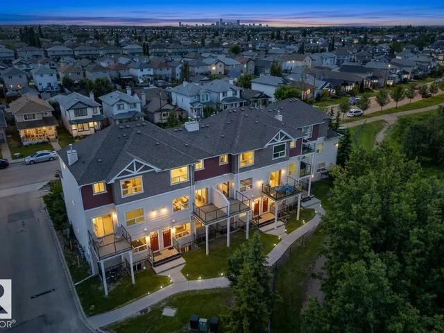 #113 3010 33 AV NW, Edmonton