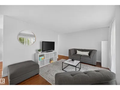 #602 9725 106 ST NW photo 22
