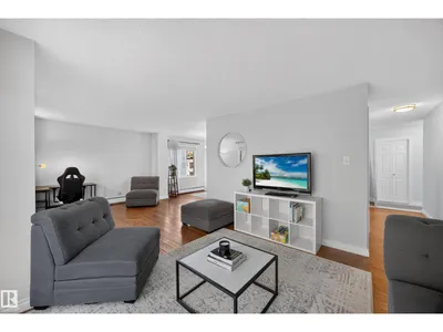 #602 9725 106 ST NW photo 24
