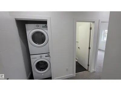6710 109 ST NW photo 10