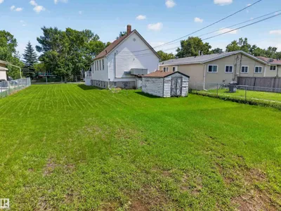 13156 101 st NW photo 34