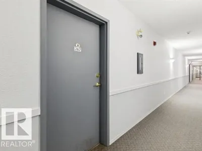 #267 10520 120 ST NW photo 22