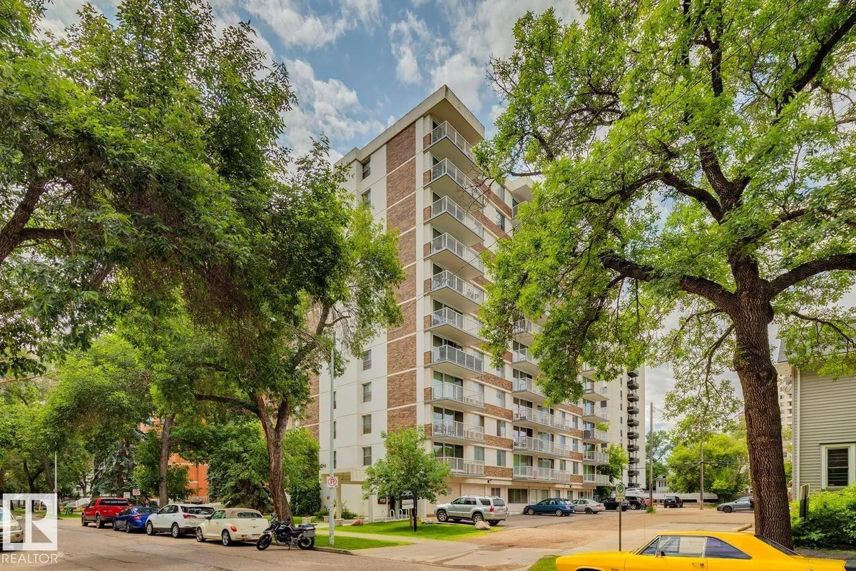 #1107 9930 113 ST NW exterior