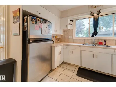 13211 77 ST NW photo 20