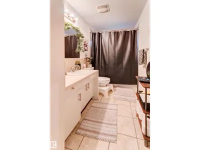 13211 77 ST NW photo 21