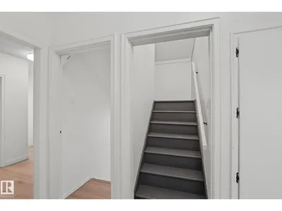 11147 78 AV NW photo 28