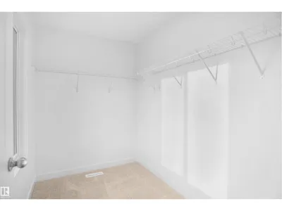 12127 34 AV SW photo 26