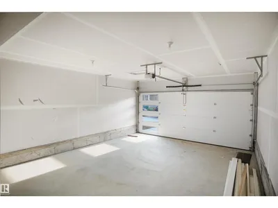12127 34 AV SW photo 35