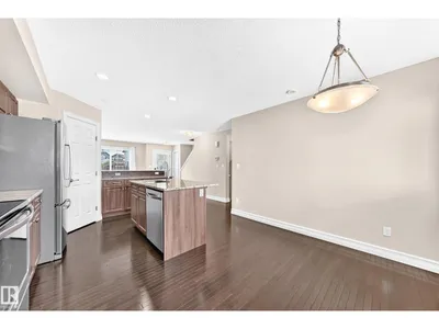 5321 3 AV SW photo 14