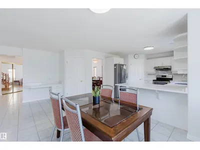 15 CORMACK CR NW photo 22