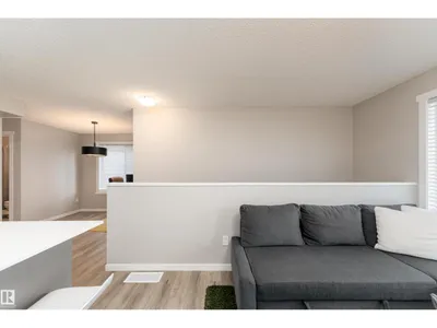 #61A 1530 TAMARACK BV NW photo 8