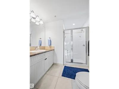 #405 10232 115 St NW NW photo 11