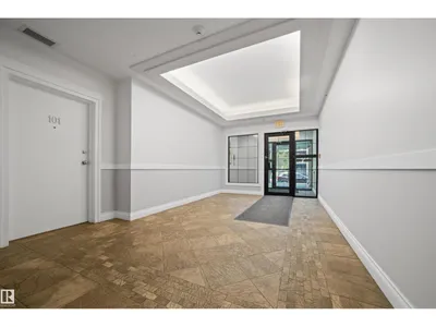 #405 10232 115 St NW NW photo 36