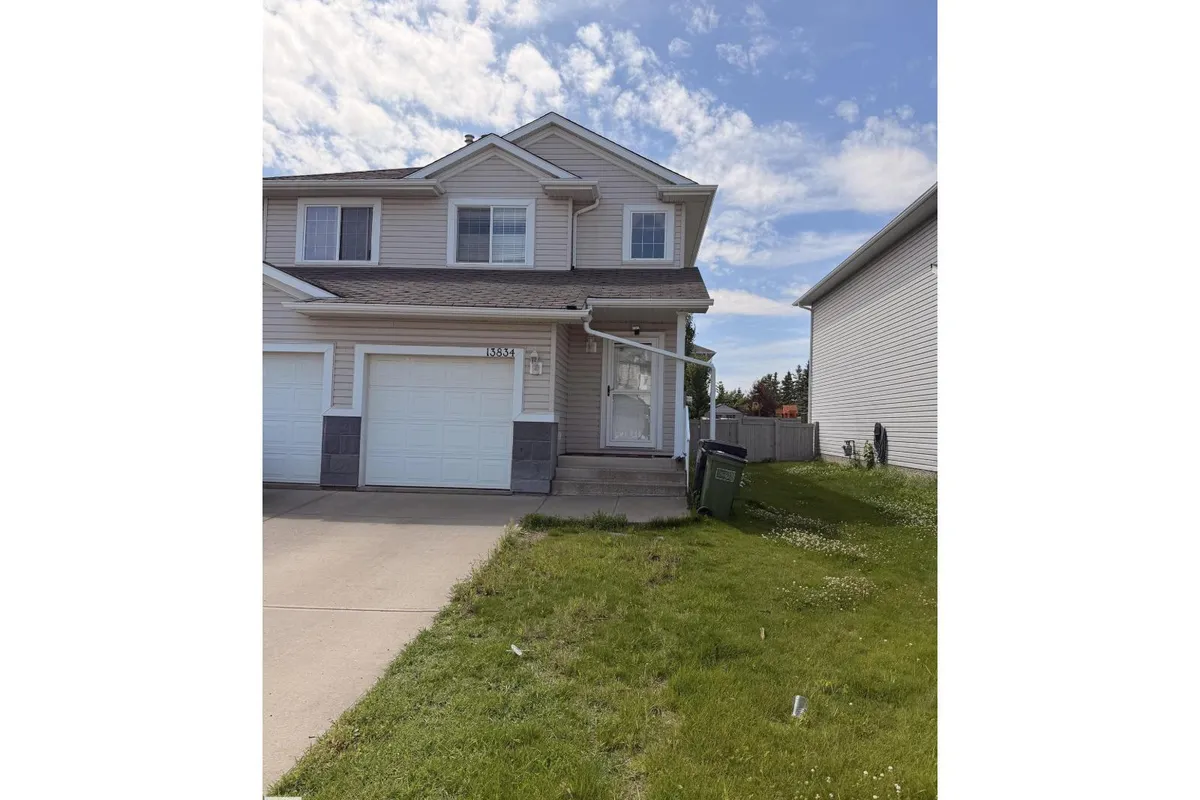 13834 37 ST NW exterior