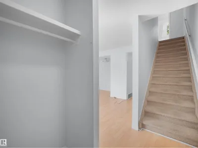 10446 55 AV NW photo 22