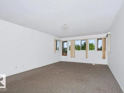 10057 91 AV NW NW photo 60