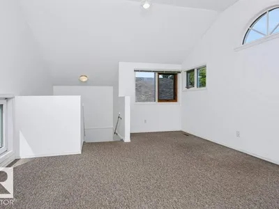 10057 91 AV NW NW photo 64