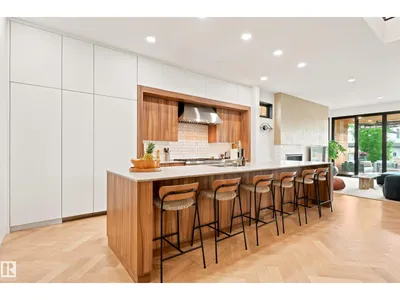 8712 120 ST NW photo 13