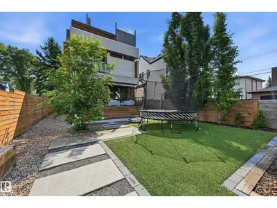 8712 120 ST NW photo 55