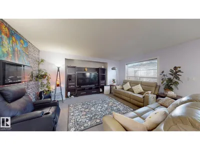 1808 36 AV NW NW photo 14