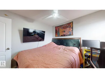 1808 36 AV NW NW photo 19