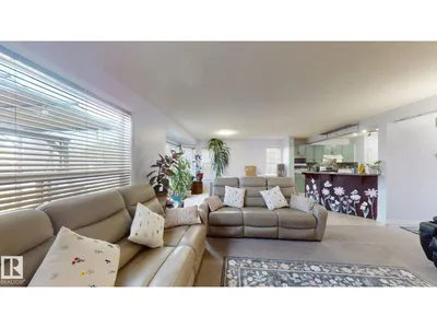 1808 36 AV NW NW photo 12